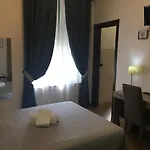 肖邦酒店 2*
